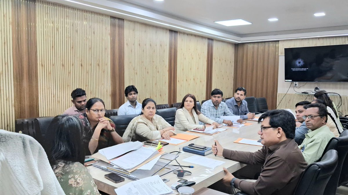 Medha Roopam tweet media
