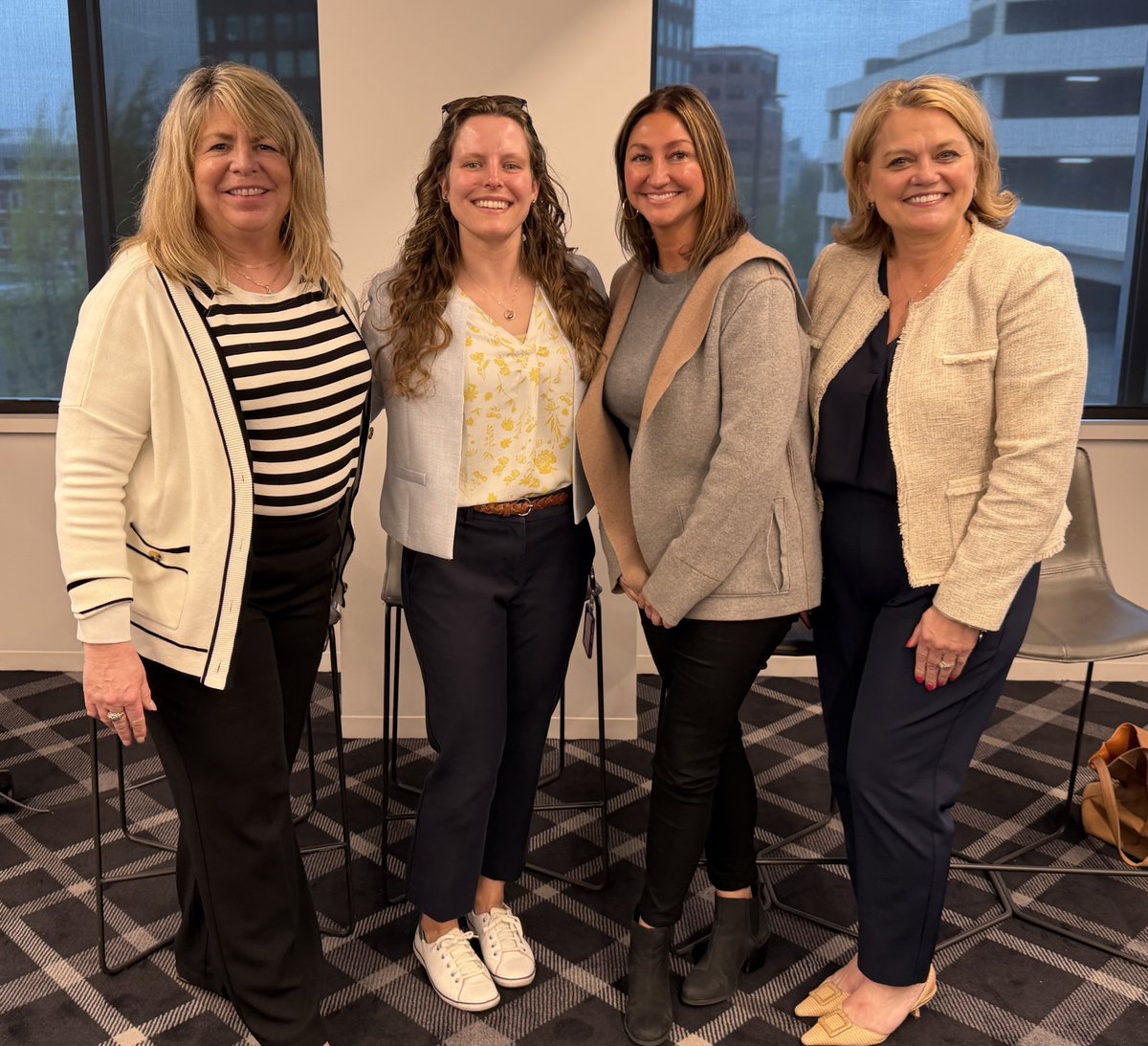 MassBio's tweet photo. How can HR influence what matters most? Our HR Roundtable tackled this topic yesterday.

Thank you so much to our #MassBioMember attendees, co-chairs, our sponsor @Marsh_MMA and to our panelists.

Apply to attend one of our next roundtables: https://t.co/AcYqp7le2j https://t.co/KU0d7dzcyb
