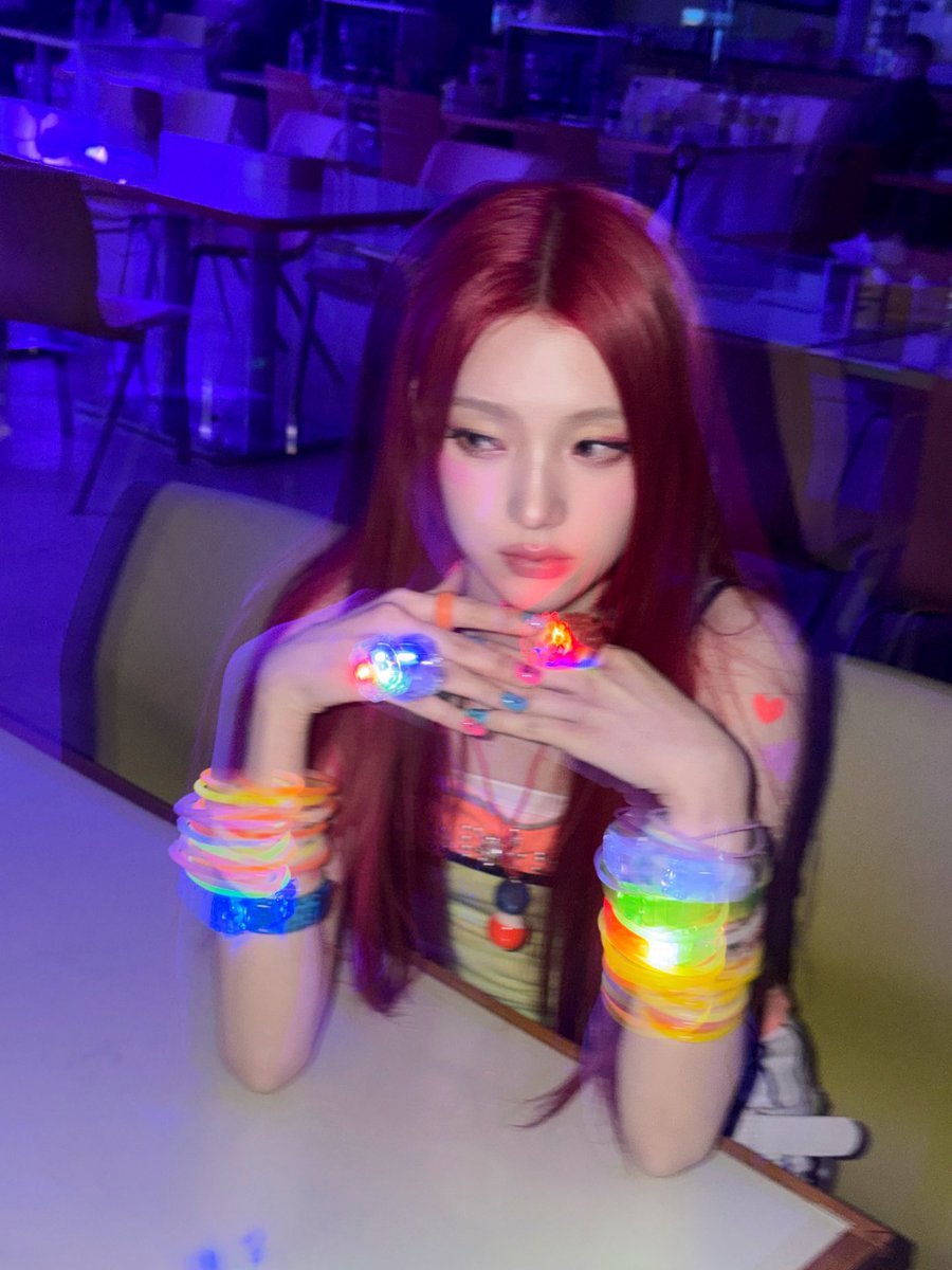 yeeunpicture's tweet photo. UNCHILD INSTAGRAM UPDATE 

#UNCHILD #언차일드 #YEEUN #박예은 https://t.co/LhfXCB9oL0