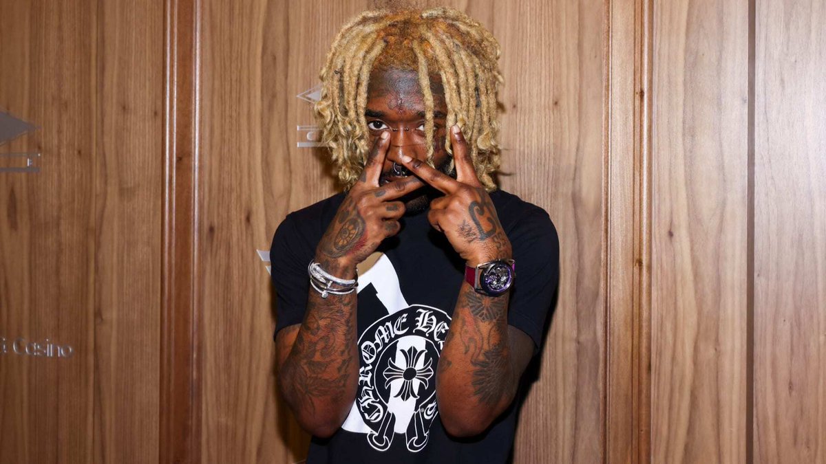 Complex's tweet photo. Lil Uzi Vert Says You Could 'Rob' Them Using Mayonnaise: 'No Gun, No Knife, None of That' Details: https://t.co/g0h9l8xoBg https://t.co/y9UWPPpUDM