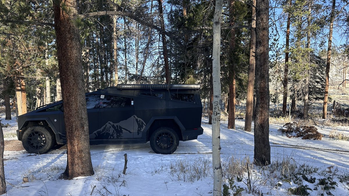 Time to start driving to a warmer spot. It’s 17F (-8.3C) here.

Good morning. 🥶