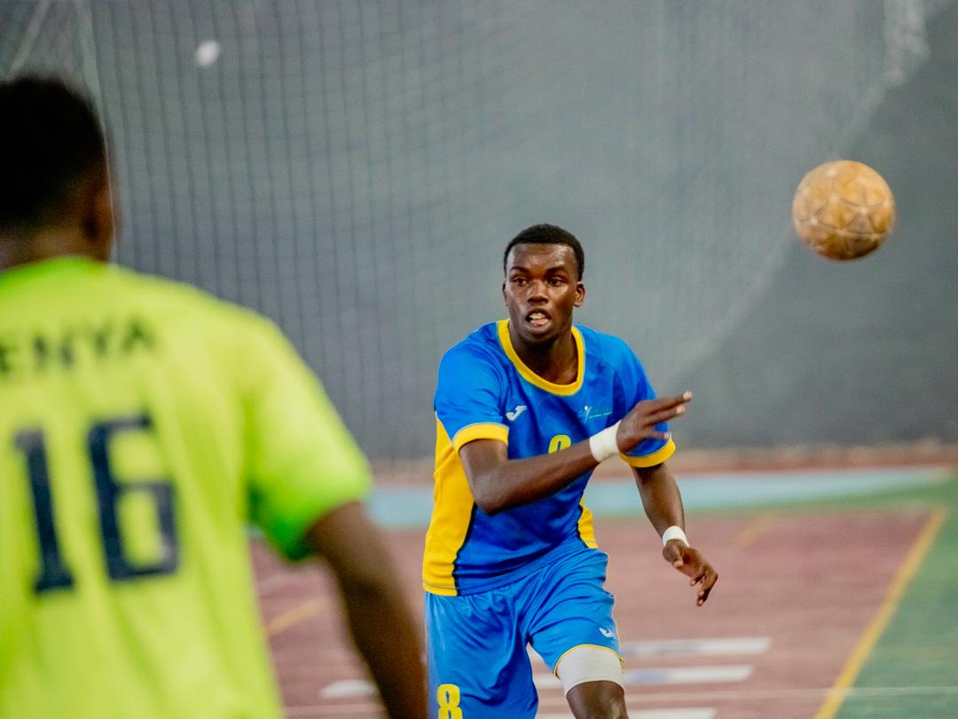FerwahandRwanda's tweet photo. It's another victory in Addis Ababa, Our Junior Handball team is now qualified for the Final

1/2

U-20

FT

#Rwanda 🇷🇼 41-33 🇰🇪 #Kenya

#RwandaHandball
#IHFTrophy/Zone 5

Let's Go Rwanda 🇷🇼🇷🇼🇷🇼 https://t.co/8cvAIx674m