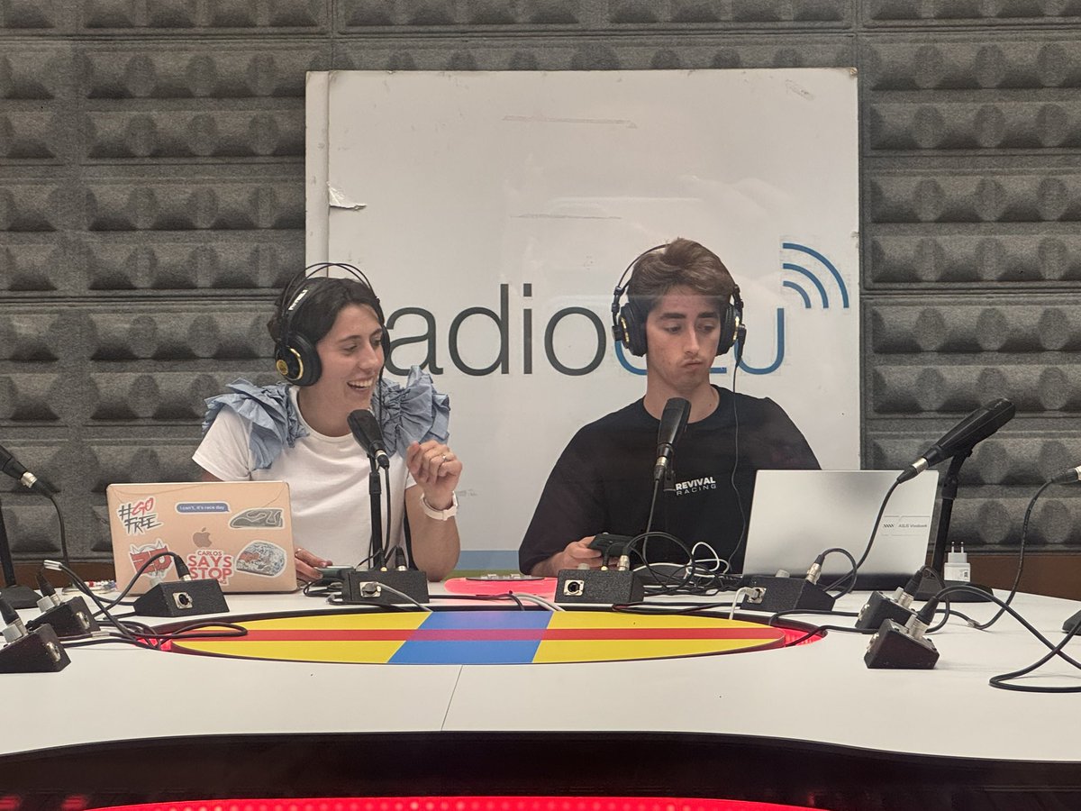 RadioCEU's tweet photo. Ya está ON AIR 🚨 RADIO PADDOCK 🏍️con todas las novedades de MOTO GP, de la mano de nuestros colaboradores @Bruchilo_ y @marr_navv https://t.co/AHJIzYAAeL