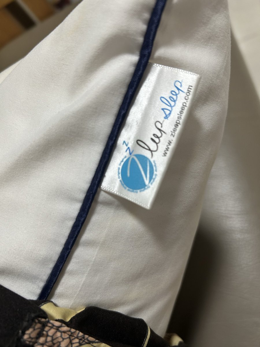 arai_na tweet media
