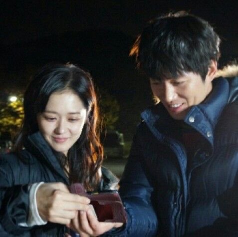 뾰 tweet media