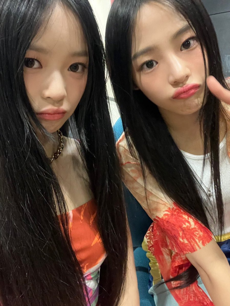 n년전 오늘의 민지 tweet media