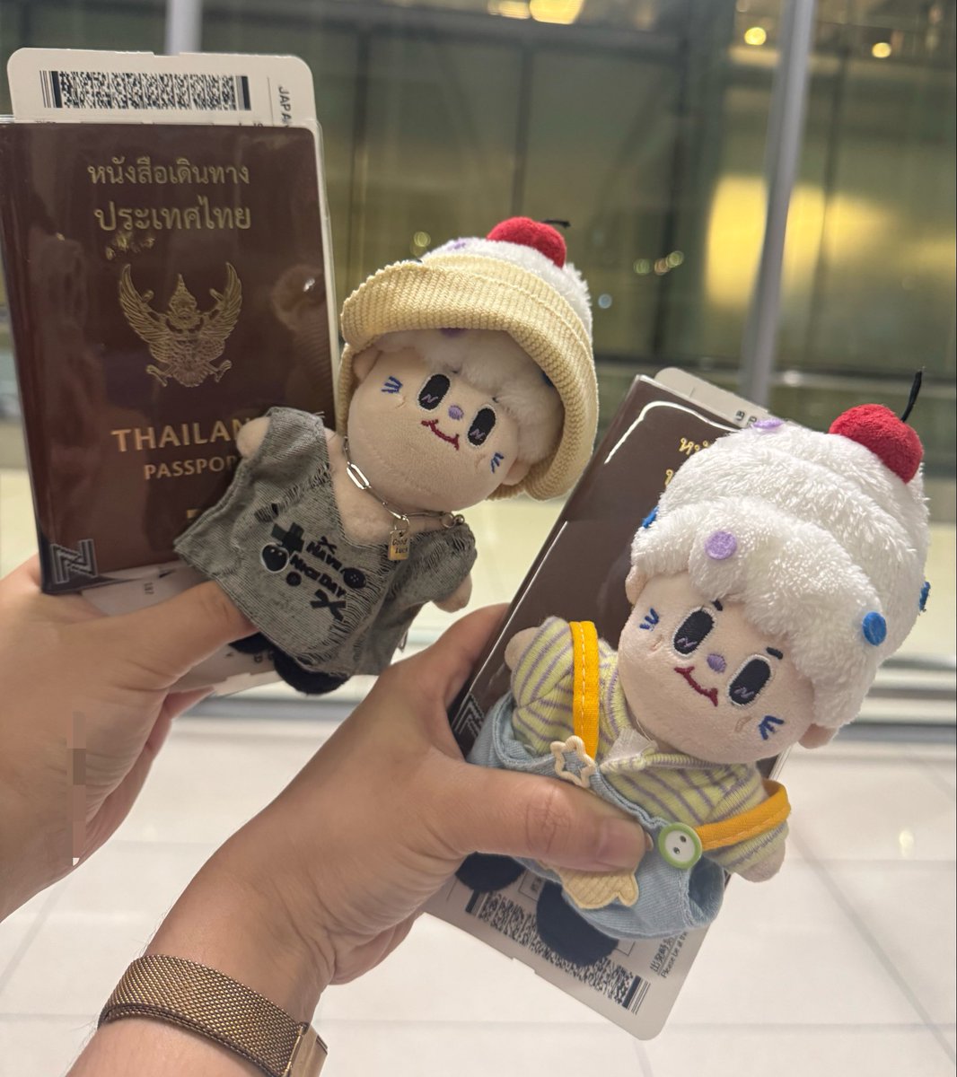 เน้คกับอุนย่าเตรียมบินไปฟังปะป๊าร้องเพลงที่โตเกียวละงับ ✈️

#mynameisnanon #NILKNHAKE