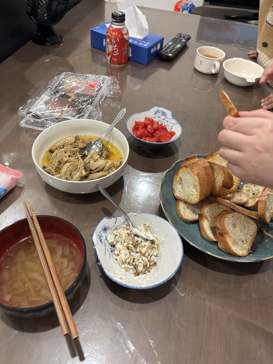 よひをさん tweet media