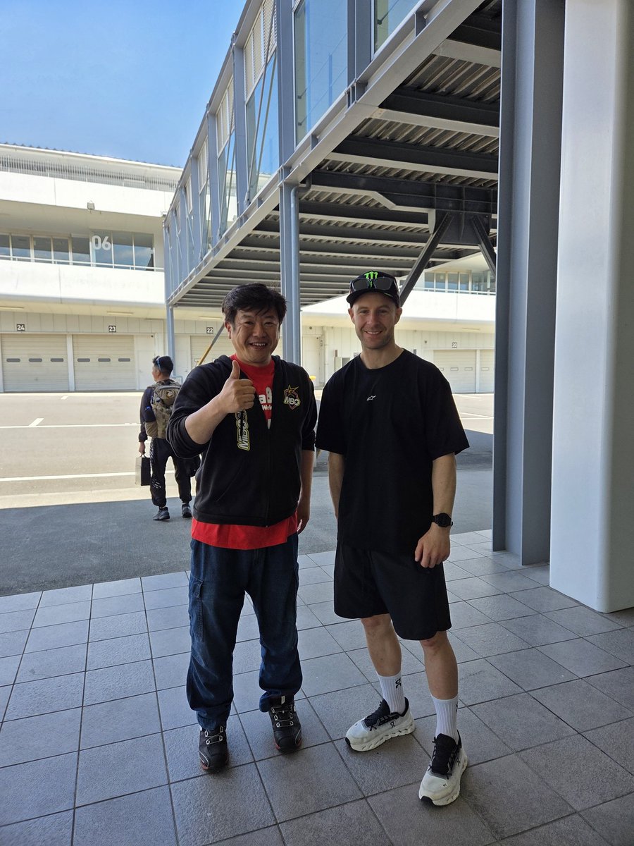 なお@RR-R tweet media