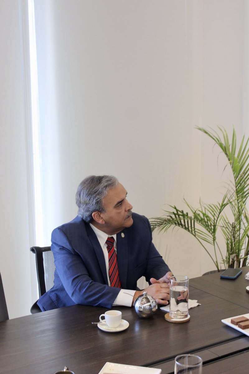 IsraelinRepDom's tweet photo. Agradecemos al Grupo Parlamentario de la Cámara de Diputados de la República Dominicana, por su grata visita a nuestra embajada. 

La comisión integrada por la Hble. Diputada Carmen de la Rosa, de la provincia La Altagracia (presidenta); el Hble. Diputado Elías Wessin Chávez, del Distrito Nacional (vicepresidente); y el Hble. Diputado Félix Hiciano, de la provincia Hermanas Mirabal (secretario), fue recibida por nuestro embajador, Raslan Abu Rukun y nuestro cónsul, Ilan Vulej. 

El encuentro giró en torno a las posibilidades de colaboración entre ambas naciones. 

#IsraelEnRD