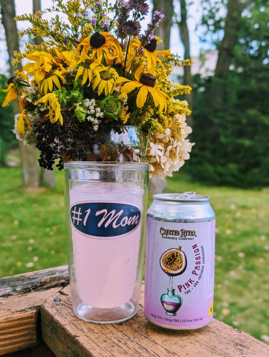 crivercc's tweet photo. Get your mom flowers, or something with ingredients made from a flower? 

Check out where to find your Mother's Day gifts with our convenient store locator:

https://t.co/PIquVrJRTf

#mothersday #minnesotamade https://t.co/micGo90BJq
