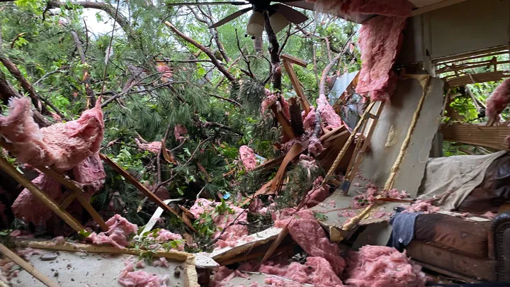 Yo everyone, my friend Void/ChatterHat had his life turned upside down last night as a TORNADO ravaged his home. PLEASE donate any amount you're able to and if you can't that's okay, you can share this around and that'll be a great help too: gofund.me/006ab0d06