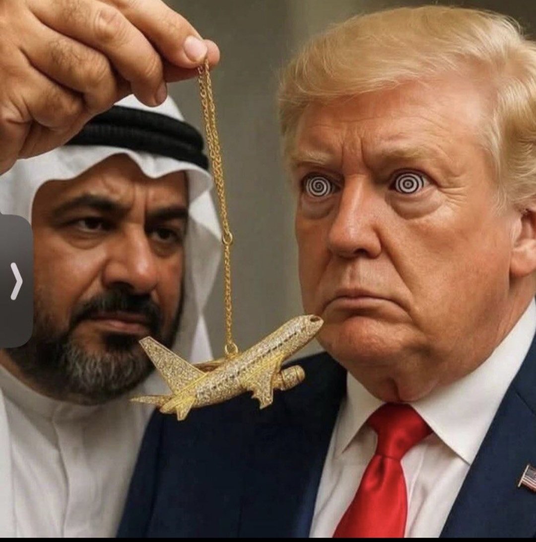 AnthonyBabb9's tweet photo. @ChosenPeopleVIP @HalfwayPost Magats stand with that orange lowlife.....😂😂😂 https://t.co/uKiiCiyuci