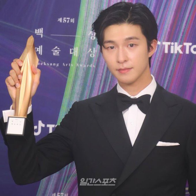 마이경 tweet media