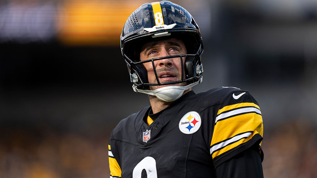 AroundTheNFL's tweet photo. 𝗗𝗘𝗩𝗘𝗟𝗢𝗣𝗜𝗡𝗚: Aaron Rodgers likely to play for Steelers in 2026; QB to visit PIT this weekend, but no deal in place, per @RapSheet

https://t.co/t7vvq8g2z6 https://t.co/Cdg9T575CU