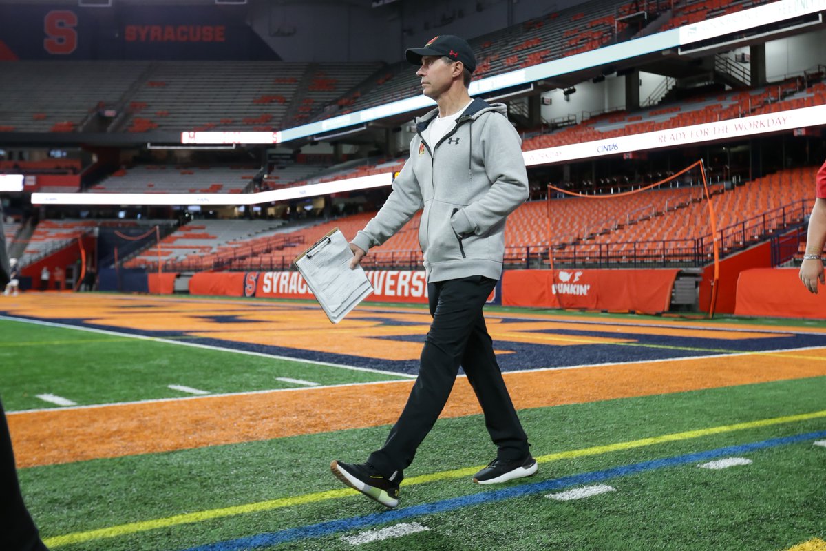 Inside_Lacrosse's tweet photo. “I think if you're constantly questioning, 'Is there a better way?' regardless of what you do, you keep evolving and you don't get stagnant, and you don't fall behind.”

@TerpsMLax coach John Tillman Leans on ‘Growth Mindset’ for Rebound After Rare Tournament Miss https://t.co/LJqUN0egrb