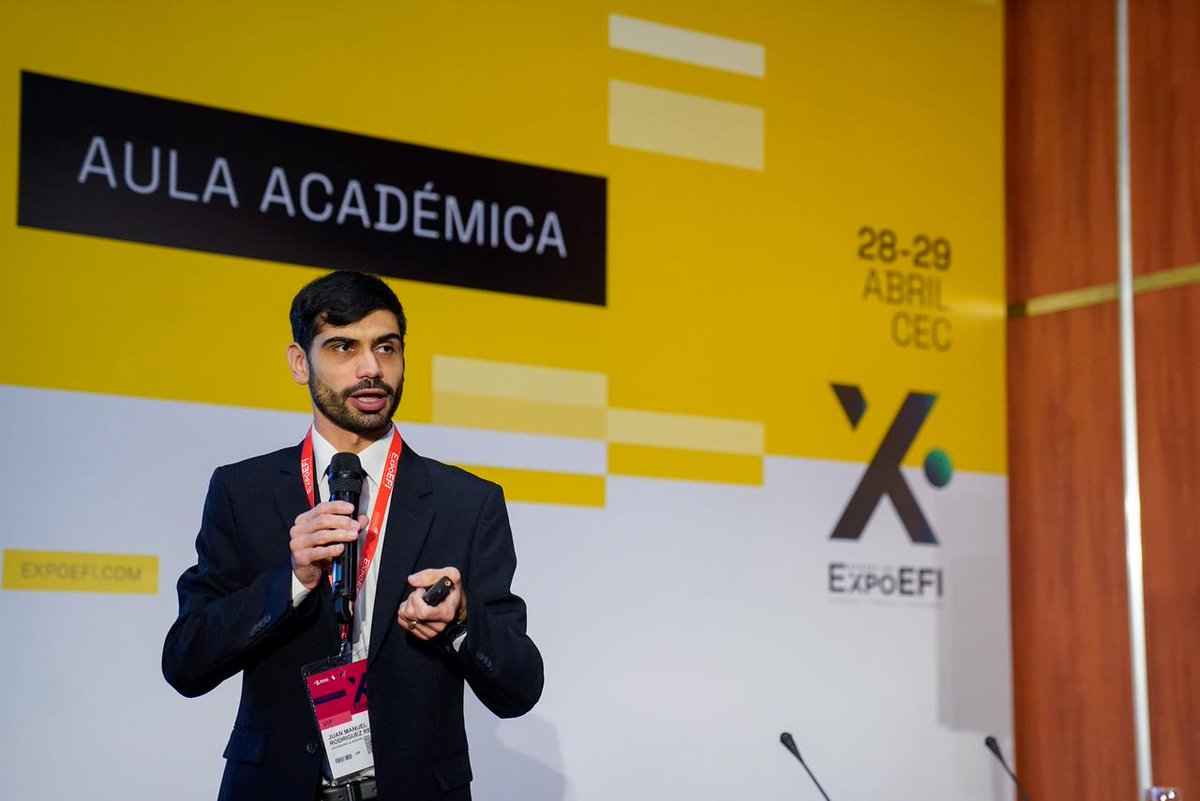 iiep_oficial's tweet photo. Compartimos📷de la presentación de @juanmarrepeti, investigador de @Macro_IIEP, en #AulaAcadémica de @ExpoEFI 

"Made in Argentina: ocho décadas de hechos estilizados de los inventarios" https://t.co/VdOY5SLgHx