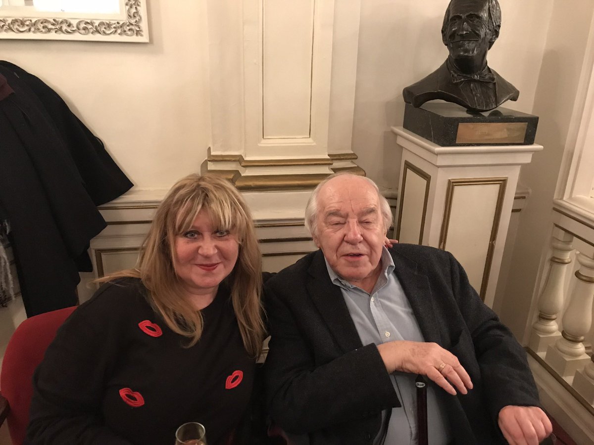 GillyCo's tweet photo. Today is the birthday of not only a legend but a very missed dear friend… #EdwinShaw 💜😞💜💜💜 https://t.co/y6KzkBjEHq