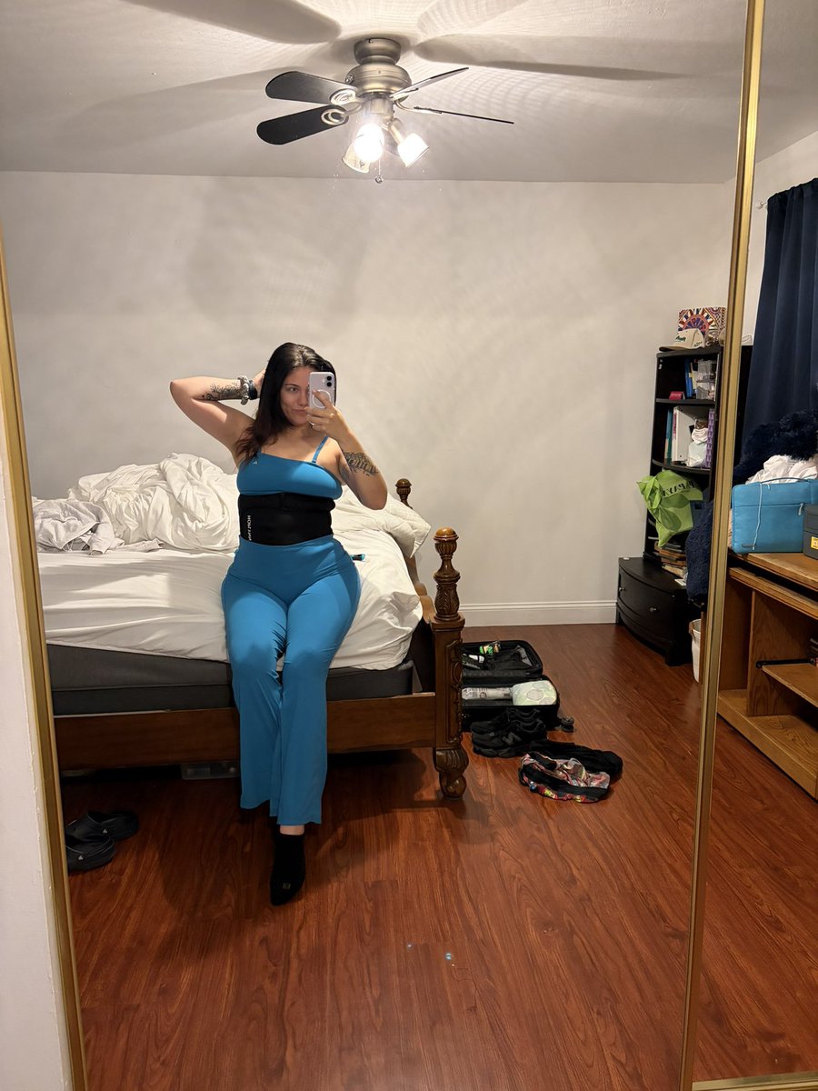 PrincessJaz010's tweet photo. Get up and fuel your body 💗💙 https://t.co/IvjkhczOXe
