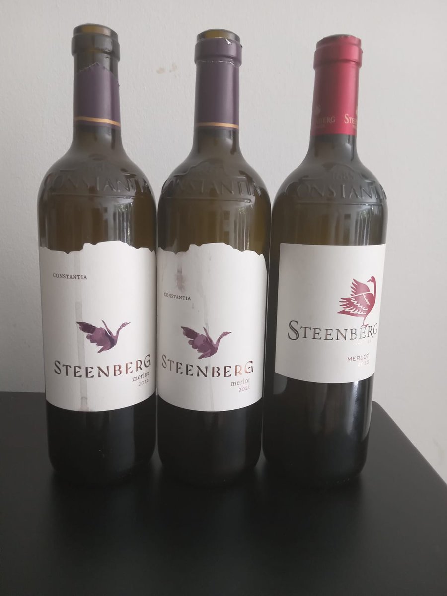 Theajrobert's tweet photo. @Mandla_MaWine Could not resist a mini tasting a little while ago. 
The 2022 is an exquisite vintage. ( with some serious potential). https://t.co/6oFbHIraHm