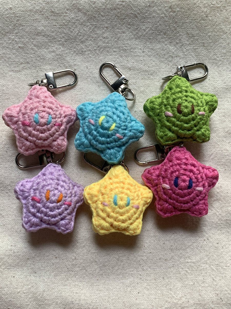 MN_Crochet's tweet photo. พวงกุญแจดาว🌟
โซ่ไข่ปลา 30 บาท
ตะขอเงิน 35 บาท https://t.co/ay7L8VuStl