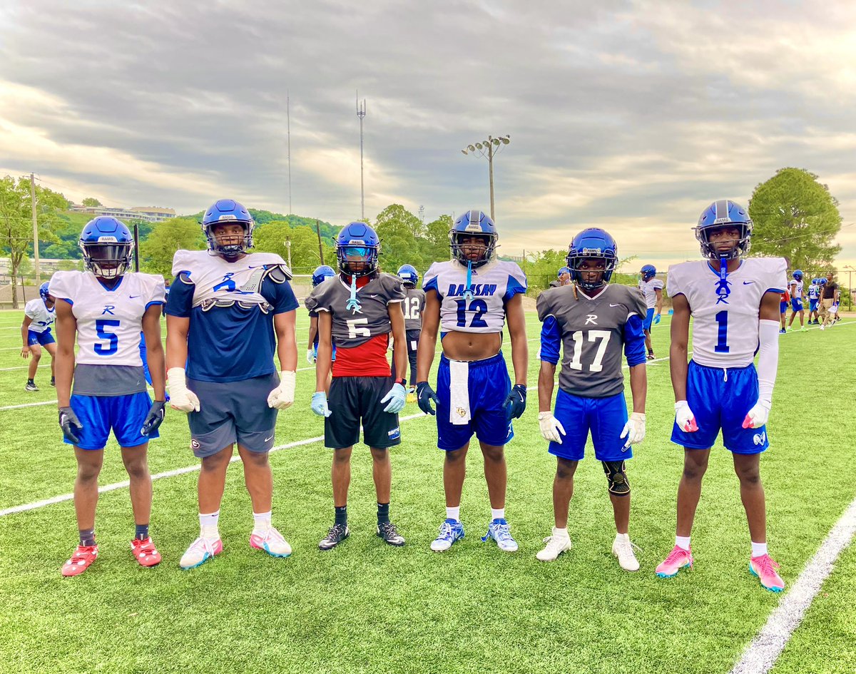 HallTechSports1's tweet photo. 👀 “Talented Players at Ramsay HS”
(Alabama) @RamsayFootball @RonnieDjackson

Caught a few talented players @RamsayFootball that will be contributing this fall ….

Pic 📸🐏
(Left to Right)

- Kaleb Smith 6’1” 175lbs. 
@KB_Smith2027  

- Karlos May 6’3” 305bs. @Karlosmay2027  

- Mitchell Orr 6’0” 160lbs. @MitchellOrr2027 

- Chase Holt 6’1” 215lbs. @chaseholt2027 

- Quatez Williams 5’8” 155lbs. @quatezkwilliams  

- Ethan Johnson 6’2” 176lbs. 
@OverlyEJAY 

(Not Pictured)
- JiQuan Rogers 6’3” 220lbs. @J1quanRogers 

#AlabamaTop4 @FieldView_1
@MacCorleone74 @FNStandouts @Top25PublicHSFB @Andy_Villamarzo 
@TheCoachHollis @1CourtSideBank @ADMEDIA__ @tabithahickman @CrimsonCoverage @theblockspot