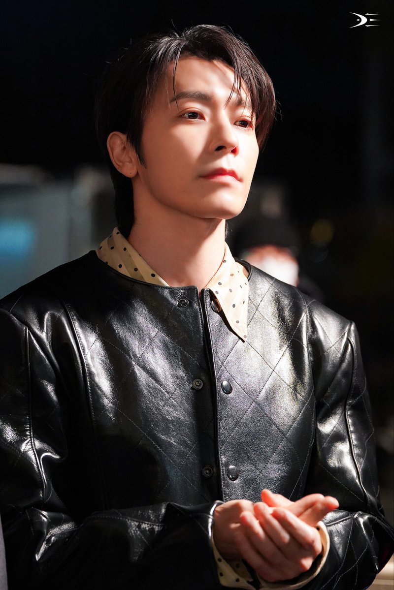 Our visual king lee donghae