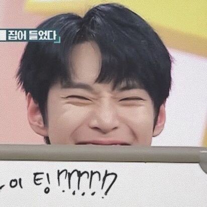 융이.. tweet media