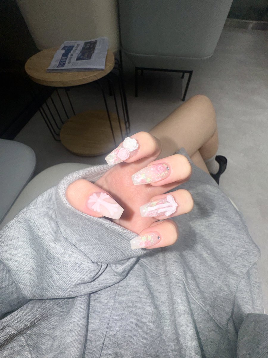 m_Jlog's tweet photo. myyy💅 https://t.co/mIXwrKoeKg