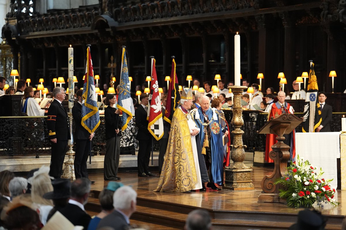 The Royal Family tweet media