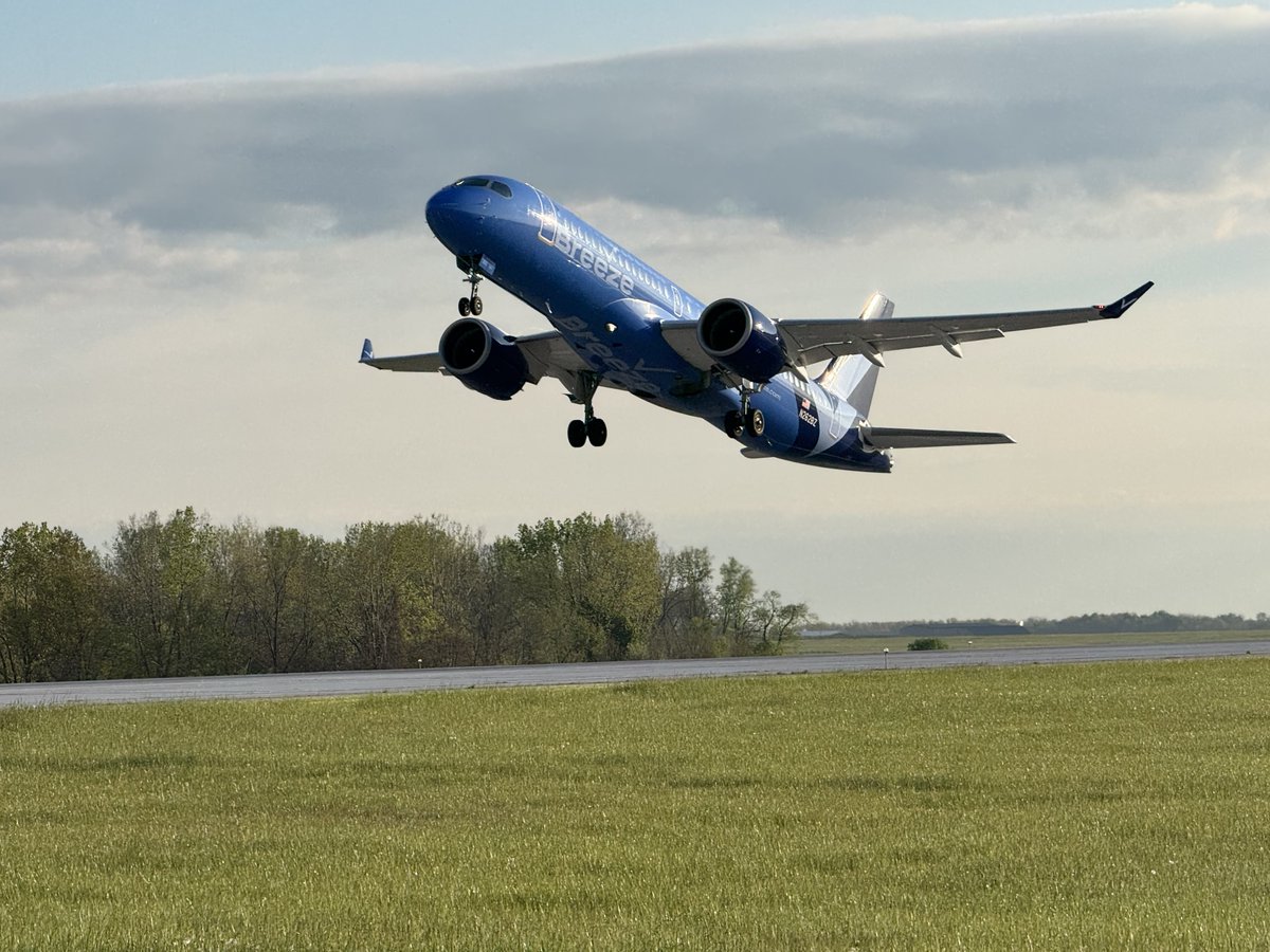 Nonstop service to Savannah (SAV) aboard <a href="/BreezeAirways/">Breeze Airways</a> is officially underway! 🥳 

We celebrated this morning with travelers as they boarded the first flight, marking even more convenient travel options to SAV from CAK. ✈️

Join in on the fun by planning your coastal trip: