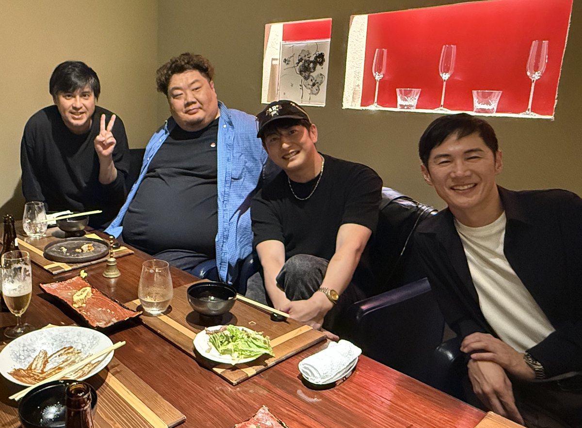 takahashi_ntu's tweet photo. 『恋愛病院』、最終回！

ひでおさん、しんじさんとサクッと1時間だけご飯してきて、いま追っかけで見はじめました。

終わるの、寂しい…。 https://t.co/LgSFkJDcwD