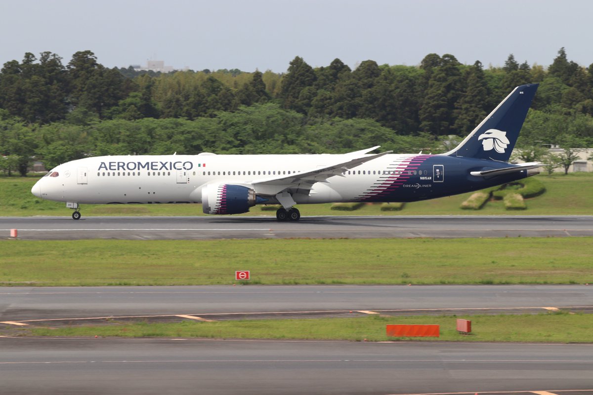 飛行機が趣味な人(羽田・成田ベース)✈ tweet media