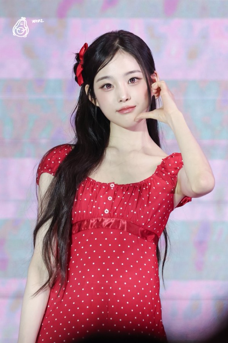 ⋆Jiyeon c.@jiyeon_213