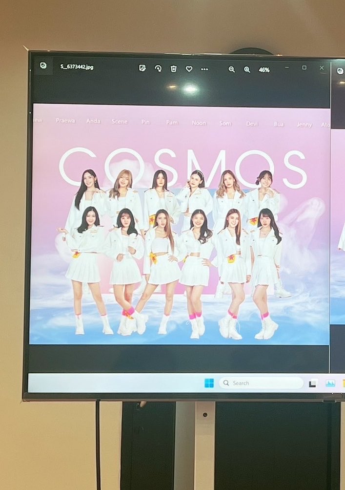 Our first step 🫶🏻

 #3rdAnniversarywithCOSMOS
