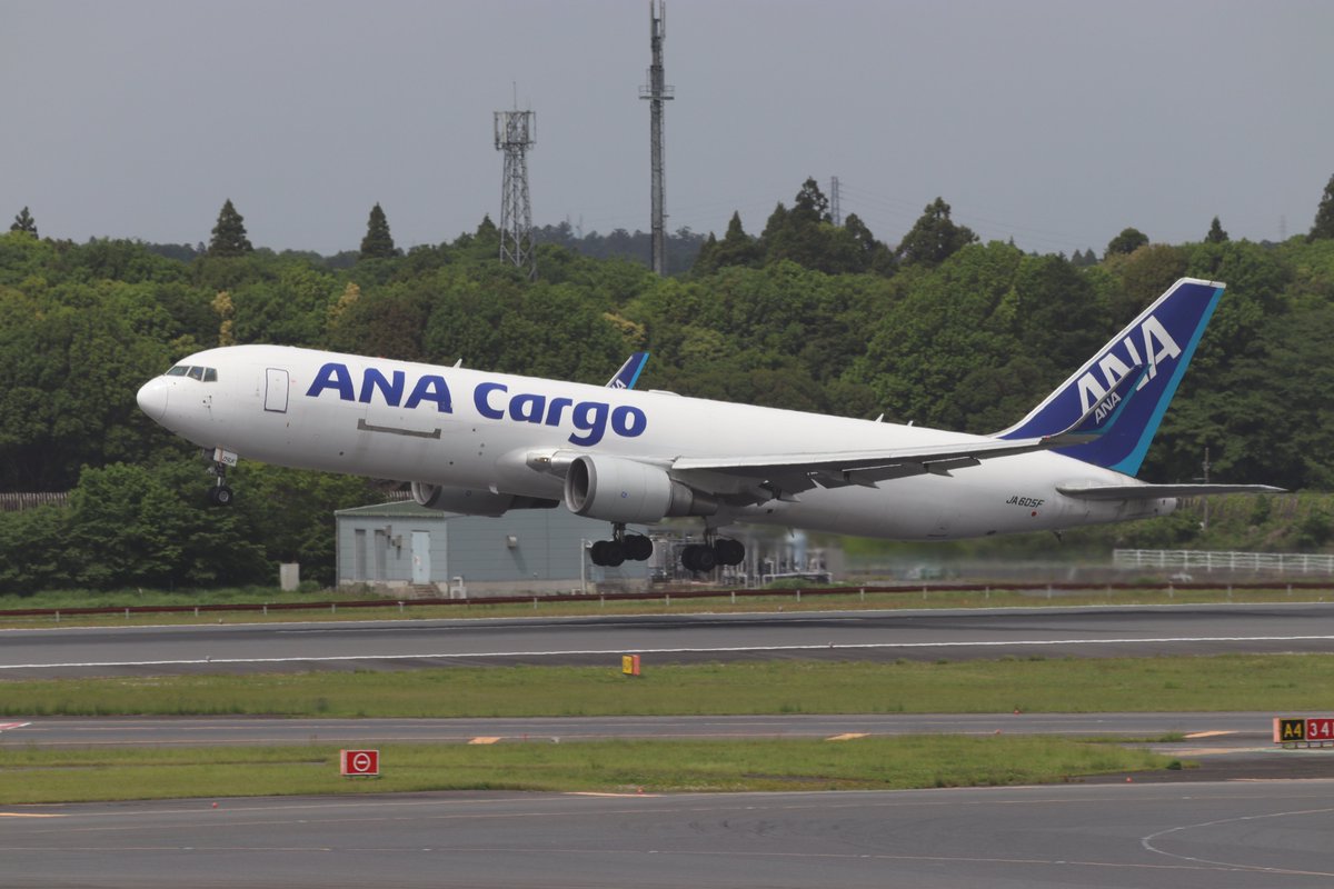 飛行機が趣味な人(羽田・成田ベース)✈ tweet media
