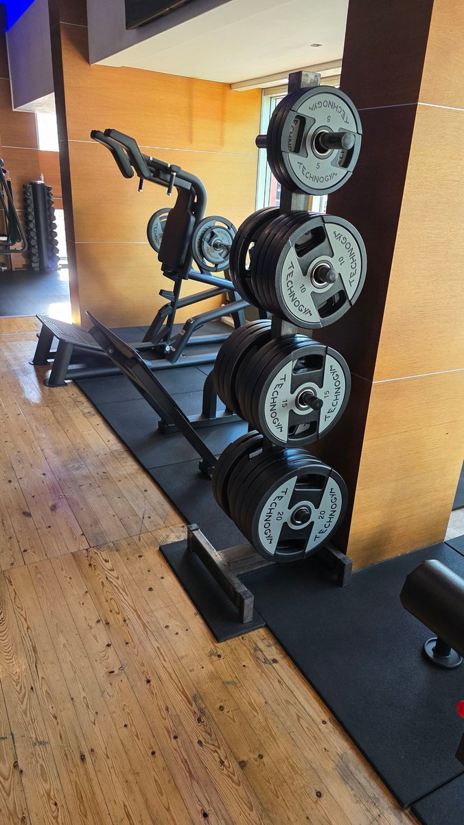 LiftAndReadDad's tweet photo. I might not be consistent on X but thank God I'm consistent at the gym.

Stay strong fellow dad's 💪 https://t.co/jVHu8S71f1