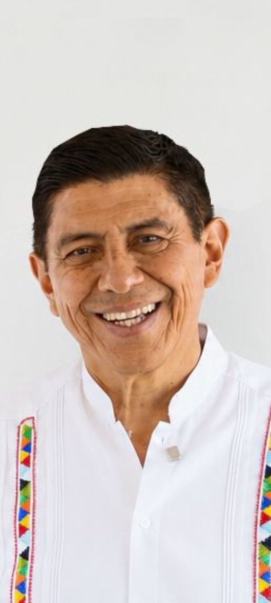 Se te borro la sonrisa!!

Dicen los cercanos a <a href="/salomonj/">Salomón Jara Cruz</a> en #Oaxaca que el gober anda de malas, tanto, que se le olvidó la frase de Juárez durante su conferencia

Que los cambios en la dirigencia de <a href="/PartidoMorenaMx/">Morena</a> le cercenan la imposición $$$ de candidatos para 2027 🤡🤡🤡