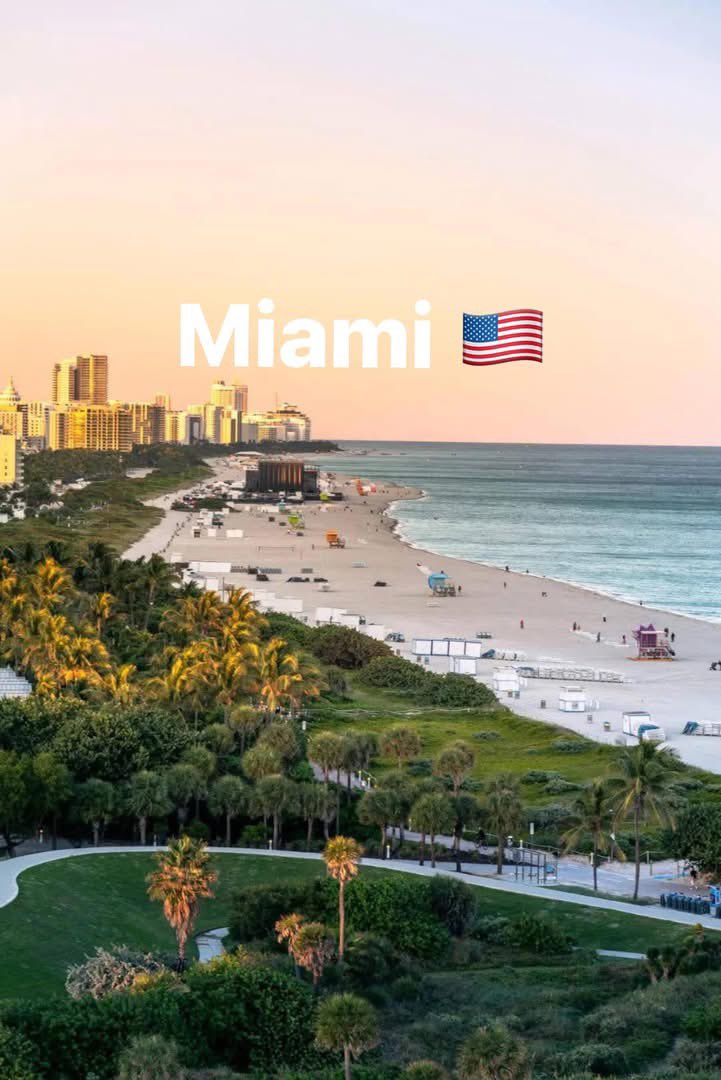 iamtabi49's tweet photo. Choose wisely 

Miami.                            Vs.                     Limbe https://t.co/mOK8nVJFZS