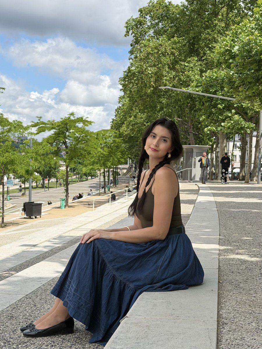 ModernGurlz tweet media