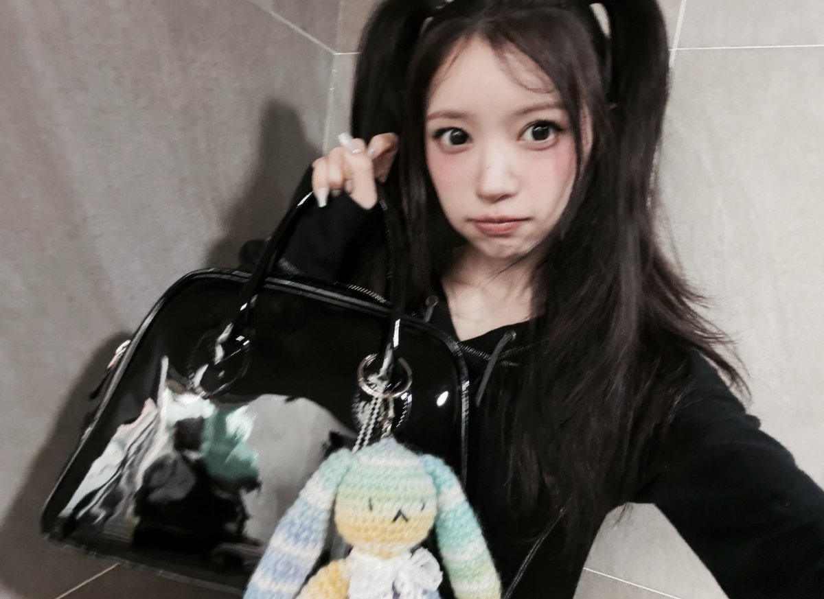︎︎ ︎︎ ︎ ︎︎ ︎︎ ︎︎︎︎ℬ ︎︎ ︎︎ ︎ ︎︎ tweet media