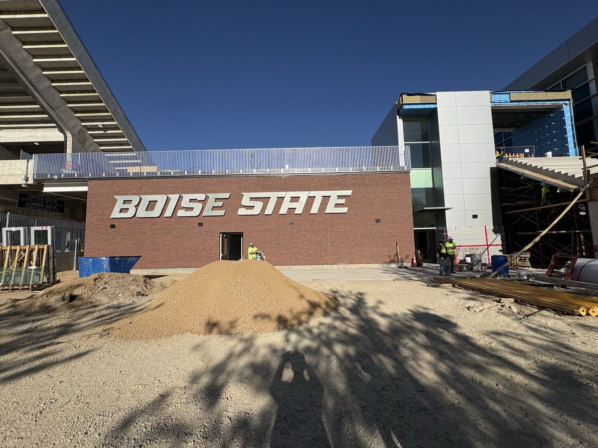 HoosGoug's tweet photo. 🚧💯🚧💯🚧💯🚧💯

BOISE!!!!!!!!! https://t.co/1L6WGou2kO