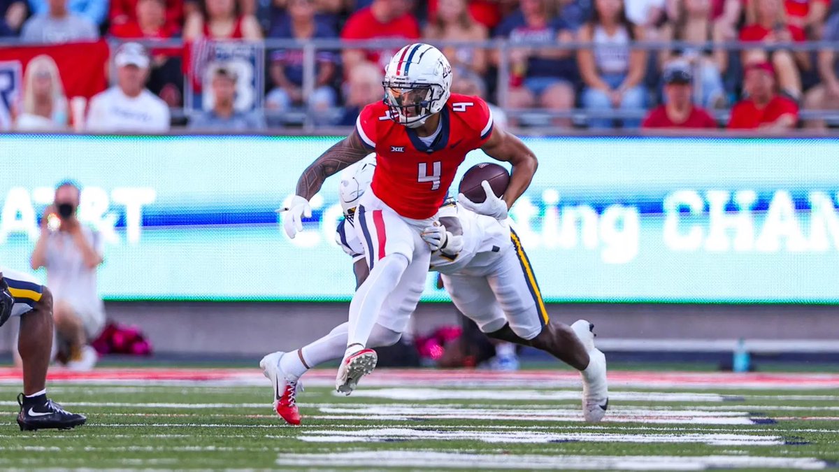 Ryan_Wiley1's tweet photo. All Glory to God! After a meaningful conversation, I want to thank @CoachBobbyWade and @ArizonaFBall  for extending me an offer. Means a lot! @drobalwayzopen @KoachV @CoachBrooks22 @RyanCaleBarnes @K_Lawrence4 https://t.co/WHeO9b2OHR