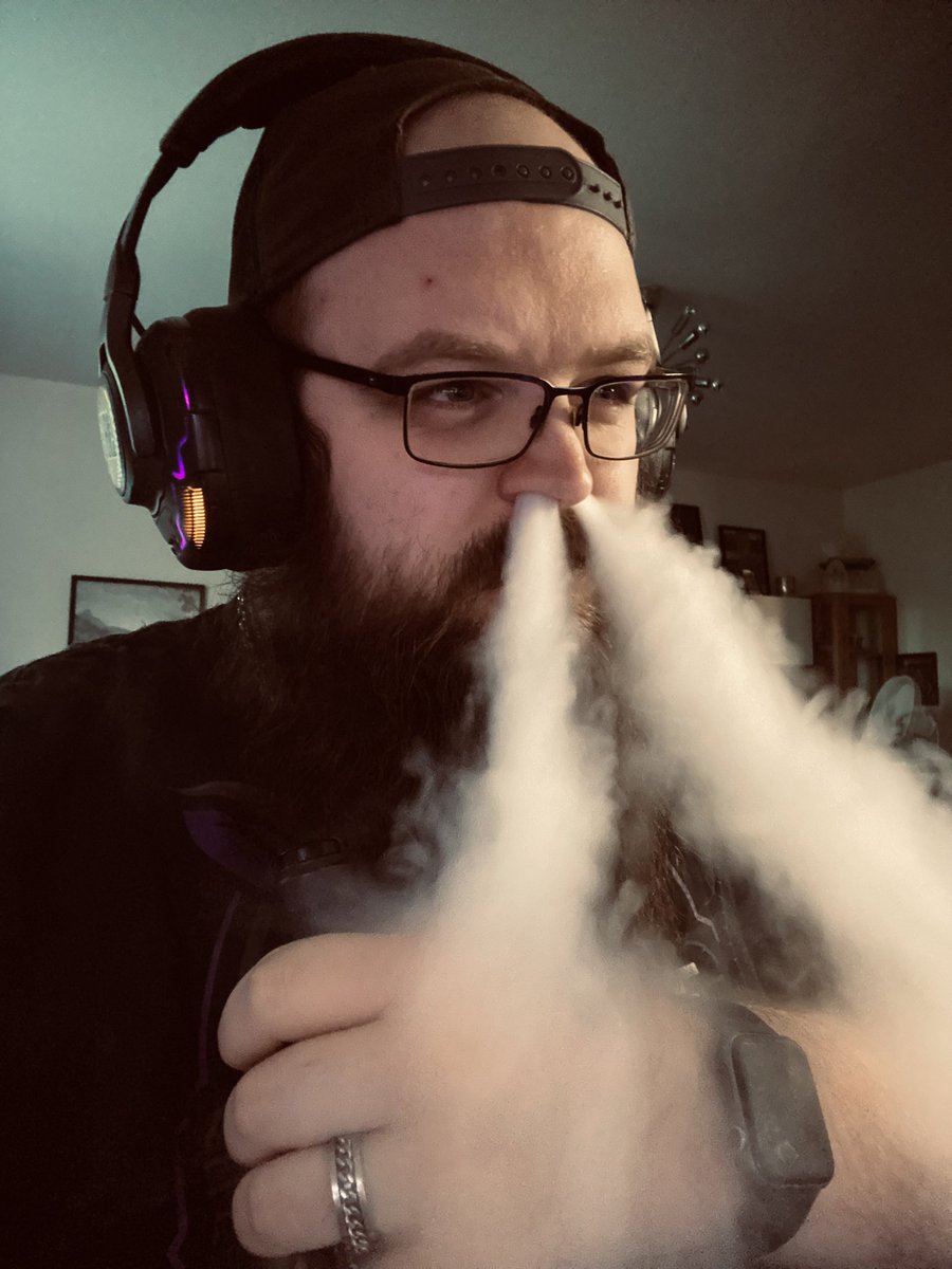 Bearded_North's tweet photo. It’s time ones again to try our level of sneak in MWIII https://t.co/jh3n5xB9ff https://t.co/Mdt3Dldfw8