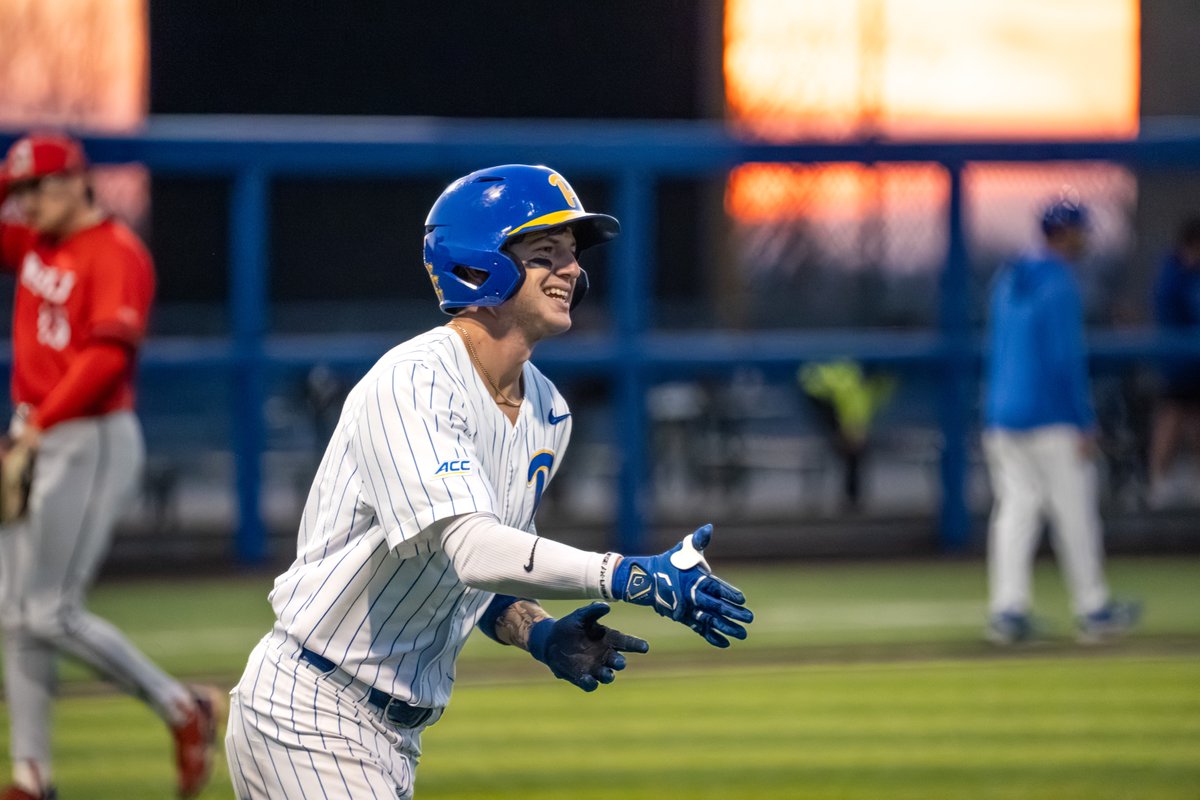 Pitt_BASE's tweet photo. 𝗗𝟭𝗕𝗮𝘀𝗲𝗯𝗮𝗹𝗹 𝗣𝗹𝗮𝘆𝗲𝗿 𝗥𝗮𝗻𝗸𝗶𝗻𝗴𝘀 ✍️👏

Top Outfielders
» No. 3 @LorenzoCarrier 
» No. 54 @NesslerAJ 

Top Shortstops
» No. 14 @caden_dulin 

Top Third Basemen
» No. 39 @KaiWagner07 

Top First Basemen 
» No. 46 @CarterDierdorf https://t.co/B2B6uzUf3B