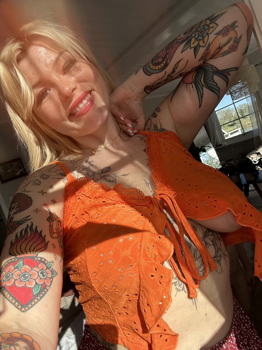 figgutaneta's tweet photo. Do you like me tattoos? https://t.co/5LdzNr0UW5