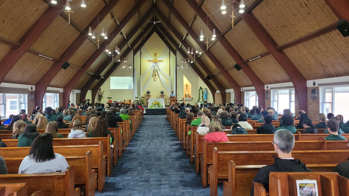 frjohnlemire's tweet photo. It was a full house at St. Joseph's Parish this morning as students and staff from O'Gorman High School gathered for our Catholic Education Mass. It was an opportunity for me to reflect with them on what it means to be a pilgrim of hope as we journey one step at a time. https://t.co/y57zxu3c0r