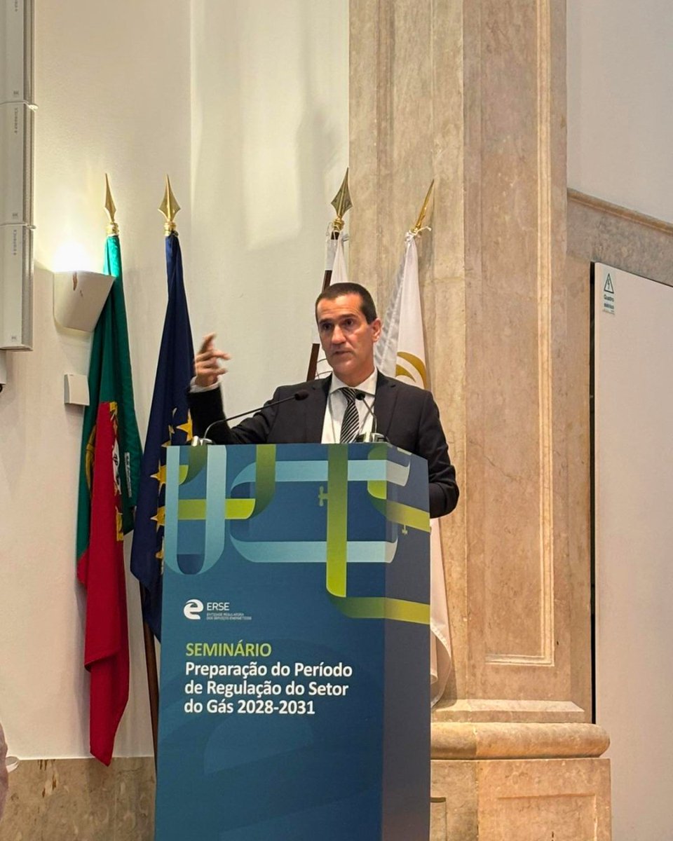 REN_PT's tweet photo. 🗣️'Preparação do Período de regulação do setor do Gás 2028-2031', foi o mote do seminário organizado pela ERSE.

Pedro Furtado - diretor de Estudos e Regulação da REN, e Nuno Fitas Mendes - diretor da REN Portgás, participaram no painel dedicado aos operadores de infraestruturas. https://t.co/Ijnt6HLPjn