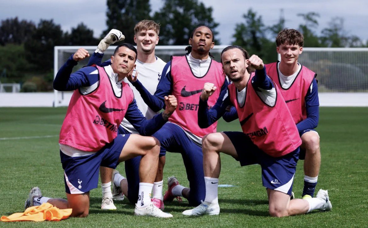 Harry Byrne était à l’entraînement avec les A ! 18 ans pour le jeune ...