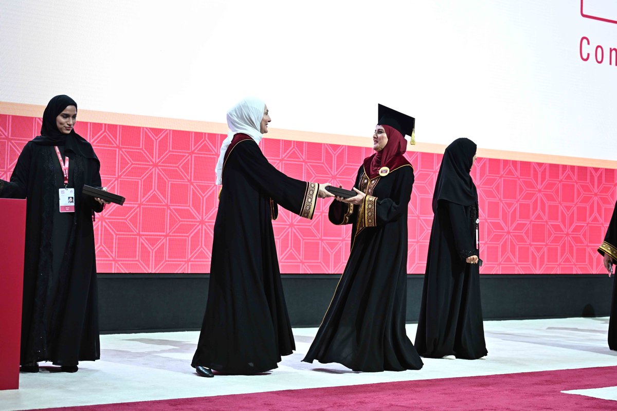 جامعة قطر tweet media